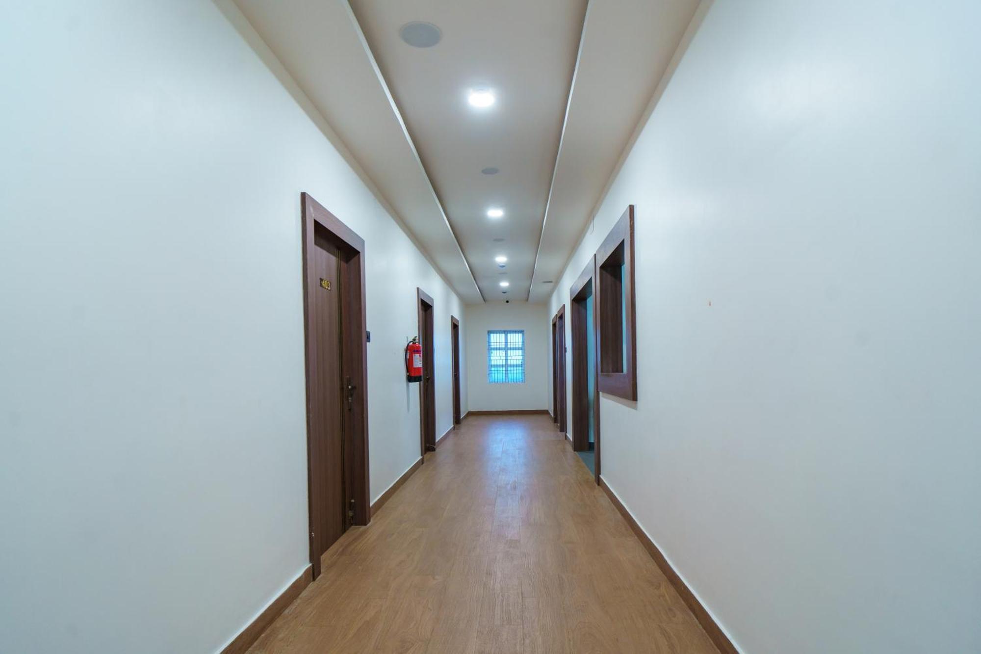 Satyabhama Inn Pathara Exterior photo