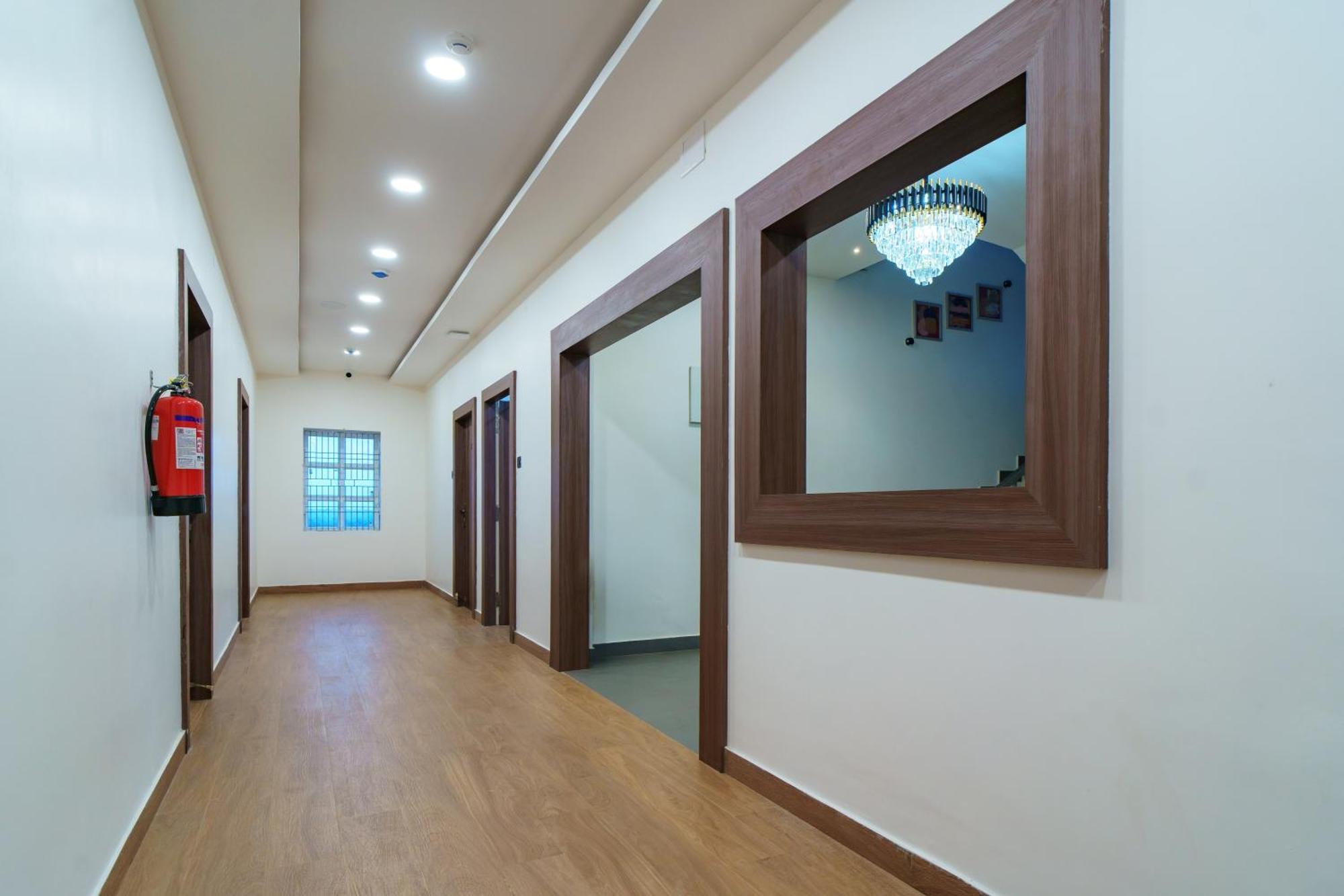 Satyabhama Inn Pathara Exterior photo