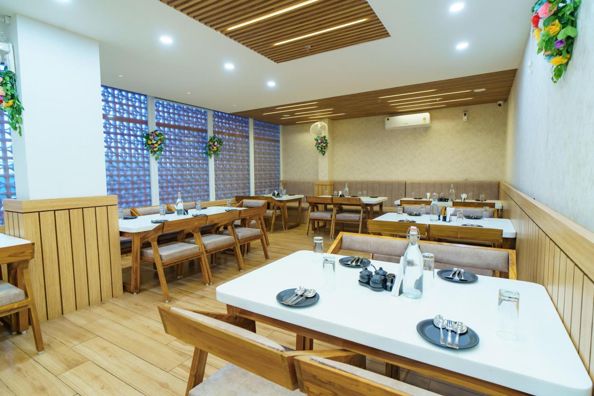 Satyabhama Inn Pathara Exterior photo